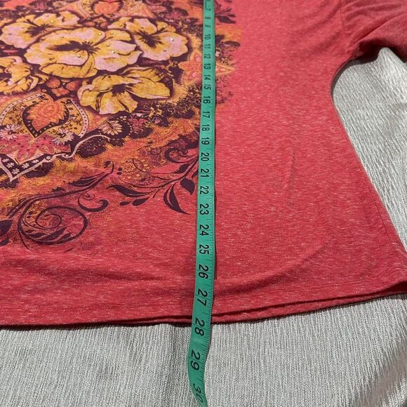 Coral Y2K style floral graphic short sleeve size 1X - Picture 5 of 6